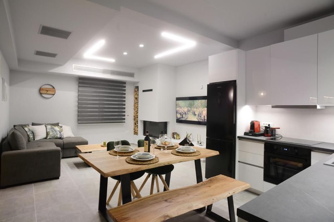 Damona 2br Luxury With Garden - κοντά στο κέντρο Heraklion (Crete)